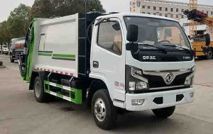 舜德牌SDS5045ZYSD6型壓縮式垃圾車(chē)